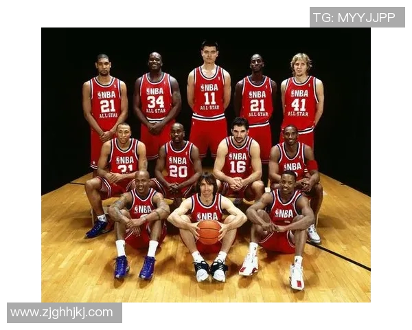 姚明小区热情看球赛球迷齐聚共享激情时刻