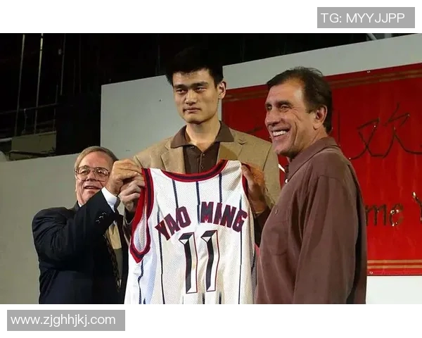 姚明幽默访谈揭秘篮球巨星背后的搞笑故事与生活趣事